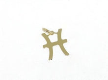 Load image into Gallery viewer, 18k yellow gold zodiac sign pendant zodiacal flat charm pisces, made in Italy.