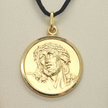 Cargar imagen en el visor de la galería, 18k yellow gold Ecce Homo, Jesus Christ face medal pendant very detailed made in Italy, 17 mm.