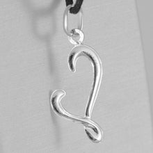 Charger l'image dans la galerie, 18k white gold pendant charm initial letter L, made in Italy 1.0 inches, 25 mm.