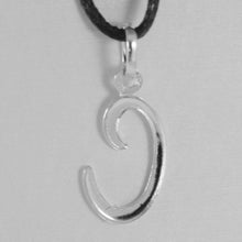 Charger l'image dans la galerie, 18k white gold pendant charm initial letter C, made in Italy 0.9 inches, 23 mm.