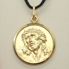 Cargar imagen en el visor de la galería, 18k yellow gold Ecce Homo, Jesus Christ face medal pendant very detailed made in Italy, 21 mm.