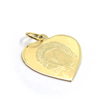 Cargar imagen en el visor de la galería, 18K YELLOW FLAT HEART GOLD MEDAL 19mm VIRGIN MARY AND JESUS, MADE IN ITALY.