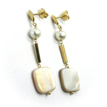 Load image into Gallery viewer, 18k yellow gold pendant earrings, with fw pearls and square mother of pearl.