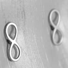 Cargar imagen en el visor de la galería, 18k white gold earrings with mini flat infinity symbol, infinite made in Italy.