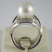 Load image into Gallery viewer, amazing solid 18k white gold ring diamond and Australian pearl diameter 1.2 cm.