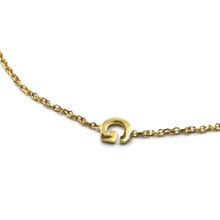 Load image into Gallery viewer, 18k yellow gold rolo thin bracelet with central small 5mm letter initial G.