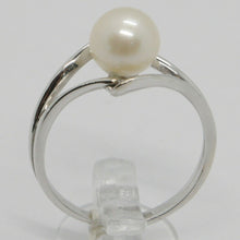 Load image into Gallery viewer, solid 18k white gold band pearl ring ondulate wave, eye, solitaire made in Italy.