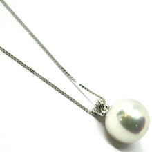 Charger l'image dans la galerie, 18k white gold necklace & pendant, saltwater Akoya pearl 8.5/9 mm, diamond 0.07.