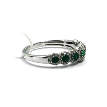 Load image into Gallery viewer, 18k white gold band ring with round green emeralds 0.45ct & diamonds 0.28ct.
