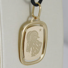 Load image into Gallery viewer, solid 18k yellow gold zodiac sign medal pendant, zodiacal, aries, made in Italy.