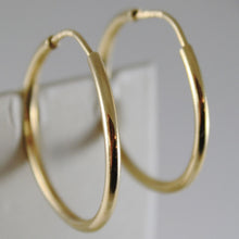 Cargar imagen en el visor de la galería, 18K YELLOW GOLD EARRINGS CIRCLE HOOP 30 MM 1.18 INCHES DIAMETER MADE IN ITALY.
