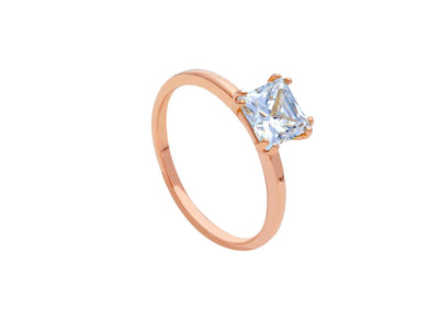 18K ROSE GOLD BAND SOLITAIRE ENGAGEMENT RING CENTRAL 5mm PRINCESS CUT ZIRCONIA.