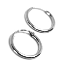 Cargar imagen en el visor de la galería, 18k white gold round circle hoop small earrings diameter 12.5mm x 1.2mm, Italy.