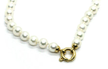 Cargar imagen en el visor de la galería, 18k yellow gold big 7/7.5 white freshwater pearls necklace, diamond cut balls.