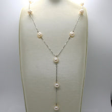 Load image into Gallery viewer, 18k white gold lariat necklace, venetian chain alternate peach pearls 8.5 mm.