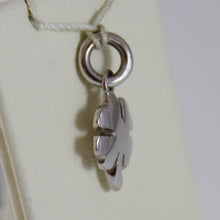 Load image into Gallery viewer, 18k white gold four leaf clover charm pendant 11 mm flat smooth made in Italy.
