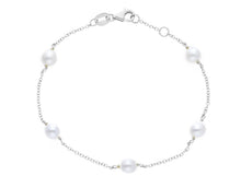 Load image into Gallery viewer, 18k white gold bracelet, rolo 1mm chain alternate white small pearls 5mm.