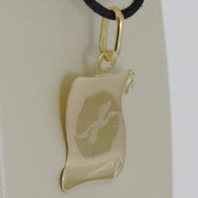 Load image into Gallery viewer, 18k yellow gold zodiac sign medal pisces parchment engravable made in Italy.