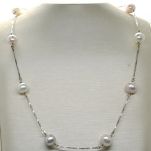Charger l'image dans la galerie, 18k white gold necklace, venetian chain alternate purple & white pearls 8.5 mm.