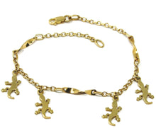 Load image into Gallery viewer, SOLID 18K YELLOW GOLD BRACELET, 4 PENDANTS, FLAT GECKO, SPIRAL, ROLO CHAIN.
