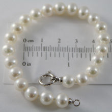 Load image into Gallery viewer, 18k white gold bracelet 7.5 inches with white 8 mm fw pearls, made in Italy.