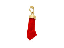 Load image into Gallery viewer, 18K YELLOW GOLD PENDANT WITH NATURAL RED CORAL HAND LENGTH 18mm, 0.7".