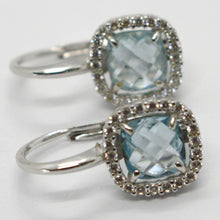 Cargar imagen en el visor de la galería, 18k white gold leverback earrings cushion blue topaz, zirconia frame.