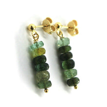 Charger l'image dans la galerie, 18k yellow gold pendant earrings with faceted green tourmaline discs, 2.5cm, 1".