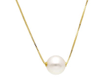 Load image into Gallery viewer, 18k yellow gold necklace, square venetian chain central freshwater pearl 8.5-9mm.