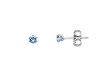 Cargar imagen en el visor de la galería, 18k white gold stud six prong earrings with round 3mm blue cubic zirconia.