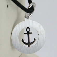 Cargar imagen en el visor de la galería, 18k white gold mini 13 mm wind rose compass charm pendant, anchor, made in Italy.