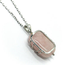 Charger l'image dans la galerie, 18k white gold necklace big square rose quartz pendant, oval rolo chain.