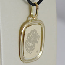 Load image into Gallery viewer, solid 18k yellow gold leo zodiac sign medal pendant, zodiacal, made in Italy.