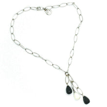 Load image into Gallery viewer, 18k white gold lariat necklace big oval link, white agate and onyx drops pendant.
