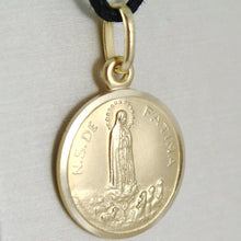 Load image into Gallery viewer, 18k yellow gold our Senora Lady of Fatima, Virgin Mary round medal pendant, 17 mm.