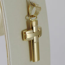 Cargar imagen en el visor de la galería, 18K YELLOW GOLD CROSS SMOOTH STYLIZED FINELY WORKED SATIN CURVED MADE IN ITALY.