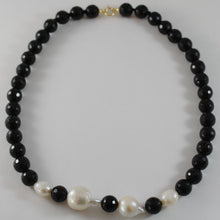 Load image into Gallery viewer, 18k yellow gold necklace big drop baroque pearl 20 mm & onyx 10 mm made in Italy.