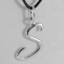Charger l'image dans la galerie, 18k white gold pendant charm initial letter S, made in Italy 0.9 inches, 23 mm.