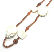Charger l'image dans la galerie, 18k yellow gold long 90cm 35" necklace big drop pearls, amber, mother of pearl.