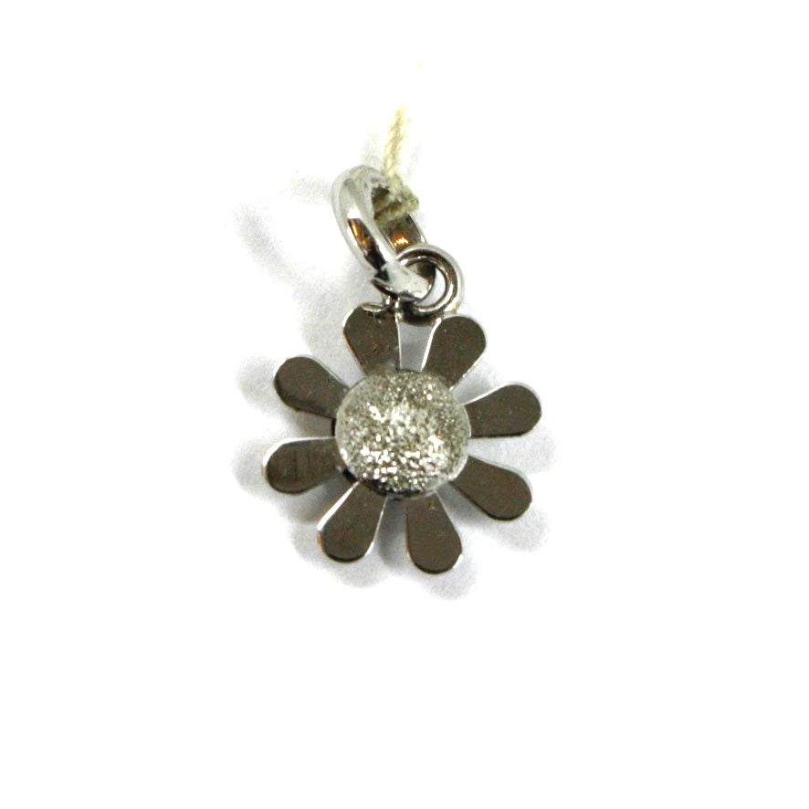 Solid 18k white gold daisy flower pendant, diameter 13mm