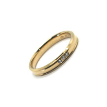 Load image into Gallery viewer, 18K YELLOW GOLD BAND TRILOGY 3 DIAMONDS CT 0.03 UNOAERRE 3mm RING, MADE IN ITALY
