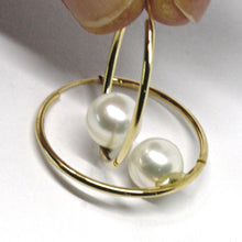 Load image into Gallery viewer, 18K YELLOW GOLD CIRCLE HOOPS EARRINGS, TUBE 1mm, DIAMETER 2.5cm, HANGING PEARL
