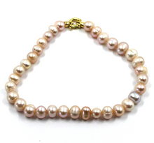 Cargar imagen en el visor de la galería, Pulsera de oro amarillo de 18 quilates de 19 cm con perlas barrocas de agua dulce redondas/ovaladas de color rosa de 6,5 mm.
