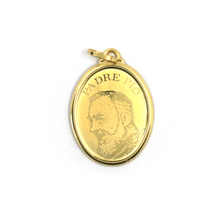 Load image into Gallery viewer, 18k yellow gold satin oval medal pendant 25x20mm Saint Padre Pio Pietrelcina
