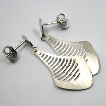 Load image into Gallery viewer, 18K WHITE GOLD LONG EARRINGS, WORKED DROPS, BUTTERFLY CLOSURE, 3.9cm
