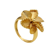 18k yellow gold ring with big 20mm finely worked flower