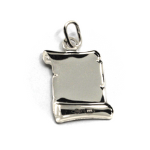 Load image into Gallery viewer, 18k white gold parchment medal pendant length 18mm zodiacal sign aquarius.
