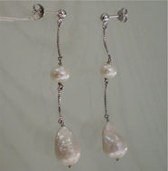 18k white gold pendant earrings with white drop pearls, made in Italy.