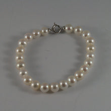 Load image into Gallery viewer, solid 18k white gold bracelet with freshwater white pearl made in Italy  7,48 in.
