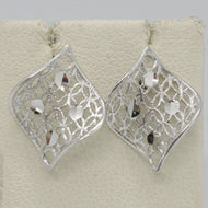 SOLID 18K WHITE GOLD PENDANT EARRINGS FINELY WORKED ONDULATE LEAF MADE IN ITALY.